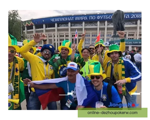 湖人队与热火队激战正酣 星光闪耀对决引爆球迷热情